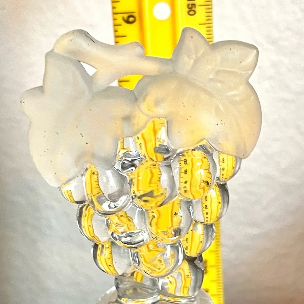 Vintage Vanity Frosted Glass Bottle with Dauber